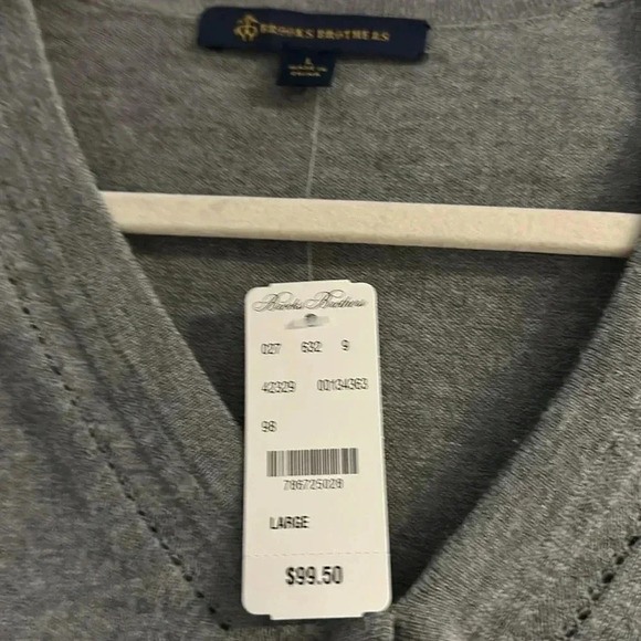 Brooks brothers woman’s grey knit sweater - Picture 2 of 7